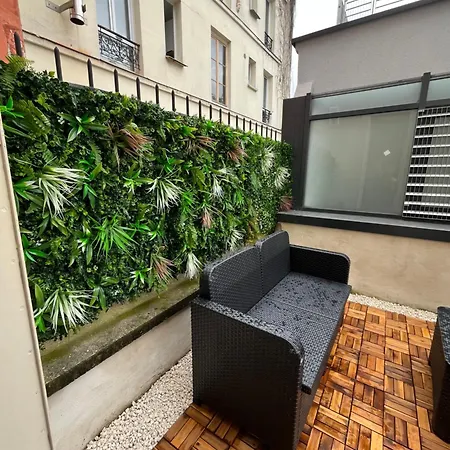 Surperbe Retro Paris Apartment *