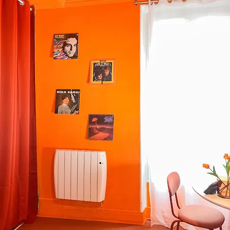 Surperbe Retro Paris Apartment *